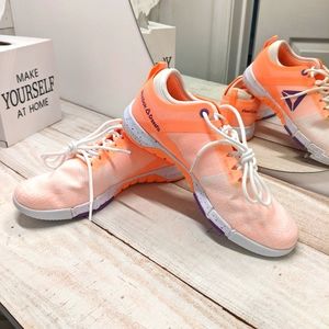 GUC Reebok women's Grace CrossFit training shoe, size 5.5